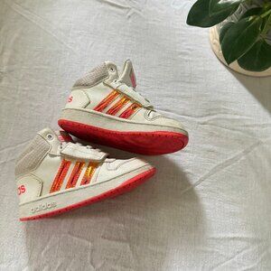 Adidas girls velcro hi tops  size 7 girls